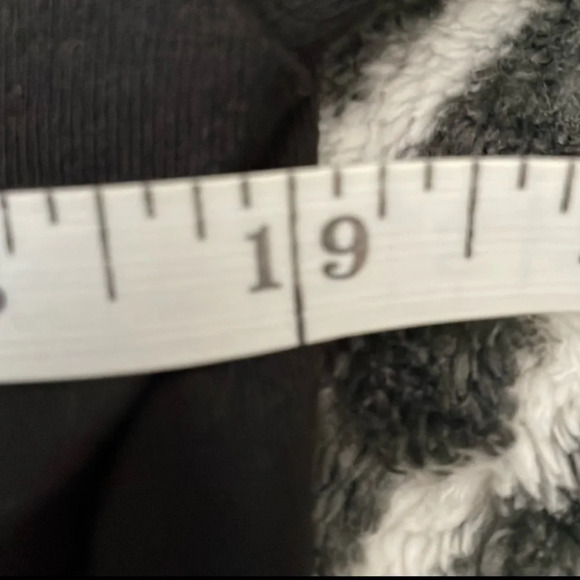 Dierks Bentley 2019 Burning Man North American Tour Country T-Shirt Small - Picture 6 of 7